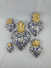 Cargar imagen en el visor de la galería, Corazones Azul / Blue Hearts