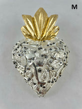 Cargar imagen en el visor de la galería, Corazones Blanco / White Hearts