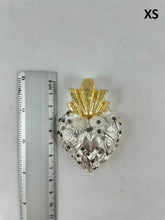 Cargar imagen en el visor de la galería, Corazones Blanco / White Hearts