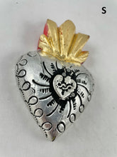 Cargar imagen en el visor de la galería, Corazones Aluminio / Aluminum Hearts