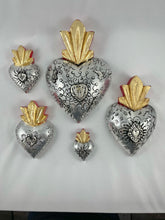 Cargar imagen en el visor de la galería, Corazones Aluminio / Aluminum Hearts