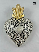 Cargar imagen en el visor de la galería, Corazones Negro / Black Hearts