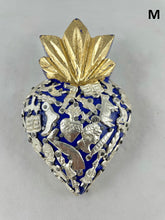 Cargar imagen en el visor de la galería, Corazones Azul / Blue Hearts
