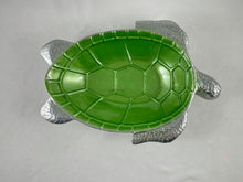 Cargar imagen en el visor de la galería, Tortuga Mediana Verde de Pewter / Green Pewter Medium Turtle
